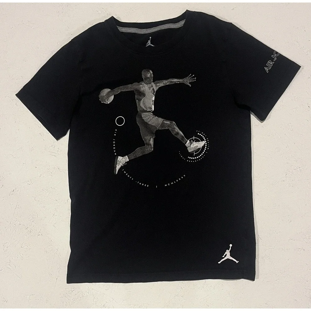 Nike Air Jordan Jumpman Boy's Large Black Short Sleeve‎ T-Shirt